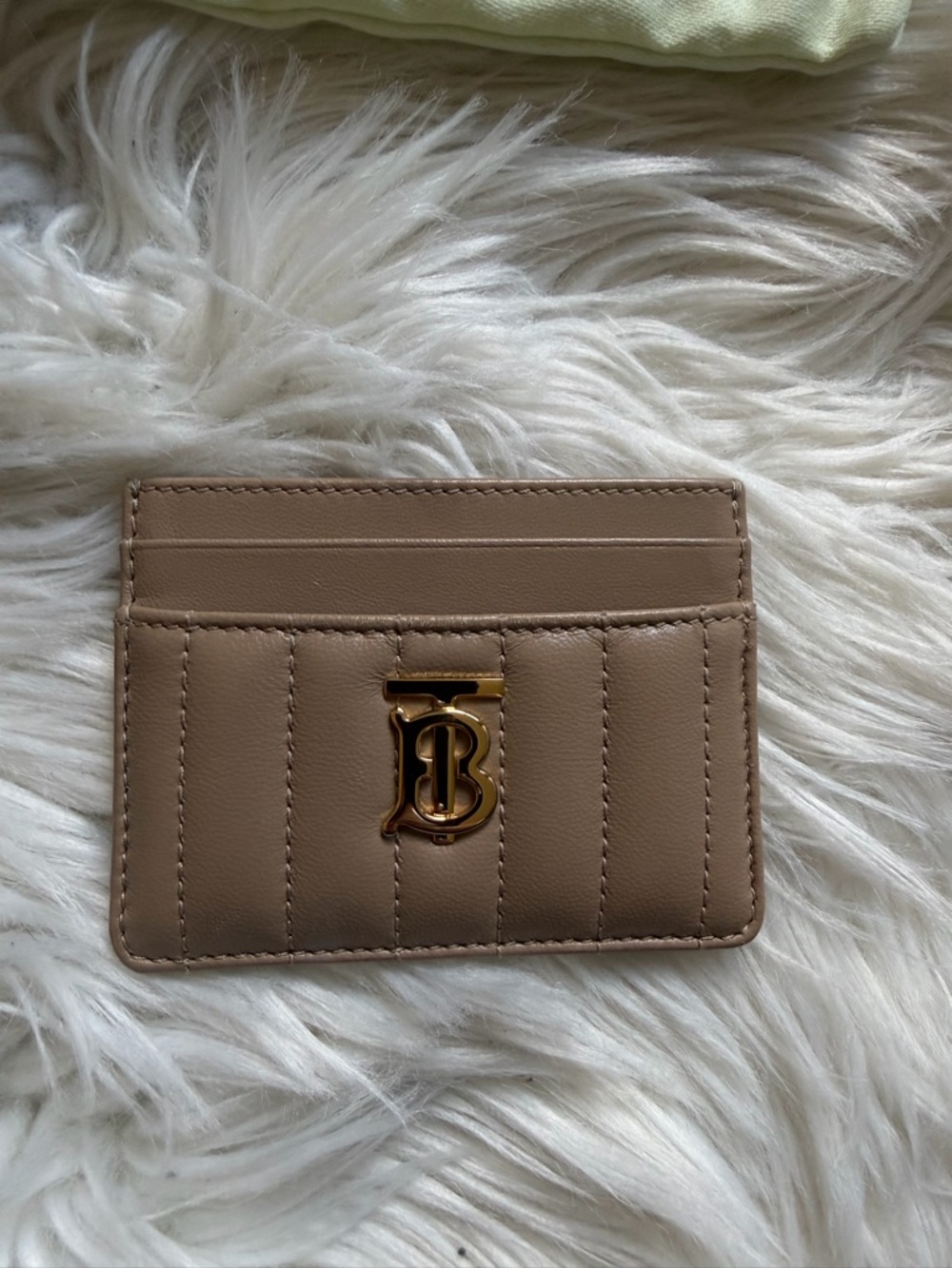 EUC Burberry leather card holder - Picture 2 of 11